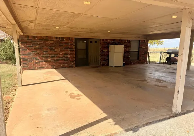 3rd image of 10066 N 2263 Rd, Clinton, OK 73601 | MLS# 1245008