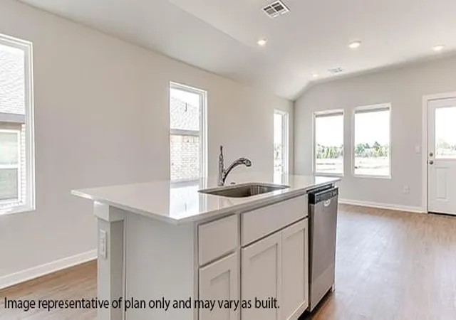 Photo 3 of Sale Pending at 10300 Red Thistle Dr, Oklahoma City, OK 73114 | MLS# 1245026 | Listing updated on 2026-08-19