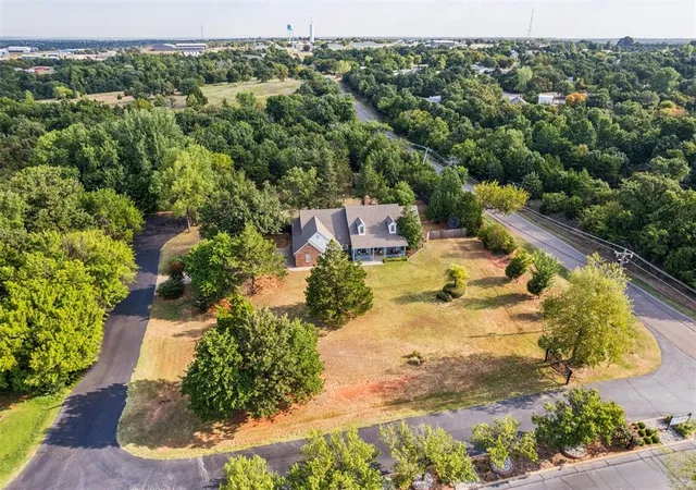 1st image of 4275 Cedar Creek Dr, Edmond, OK 73034 | MLS# 1245035