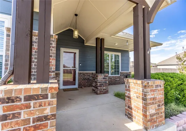 Photo 2 of Single family home for sale at 11244 Nw 102nd Street, Yukon, OK 73099 | MLS# 1245036 | Listing updated on 2026-08-28