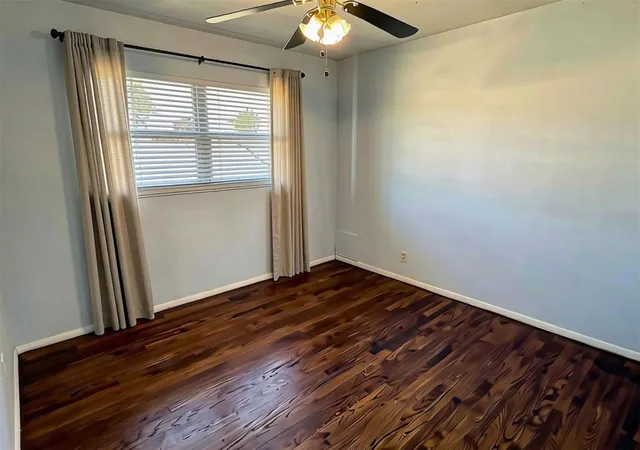 5th image of 305 Iroquois Trl, Foss, OK 73647 | MLS# 1245053