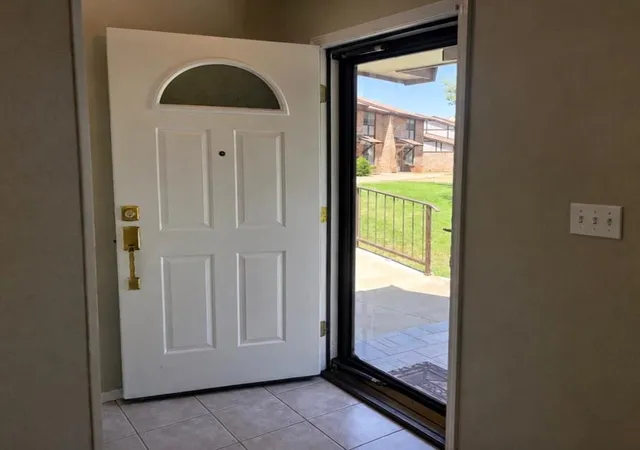 Photo 3 of Townhouse for sale at 1315 Canterbury Blvd, Altus, OK 73521 | MLS# 1245058 | Listing updated on 2026-08-18