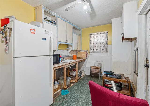 Photo 4 of Single family home for sale at 230 SE 41st Street, Oklahoma City, OK 73129 | MLS# 1245073 | Listing updated on 2026-08-27