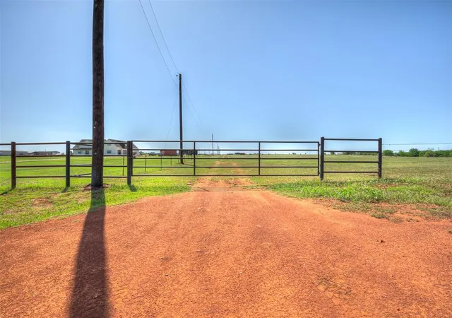 25th image of 28616 N 2960 St, Cashion, OK 73016 | MLS# 1245082