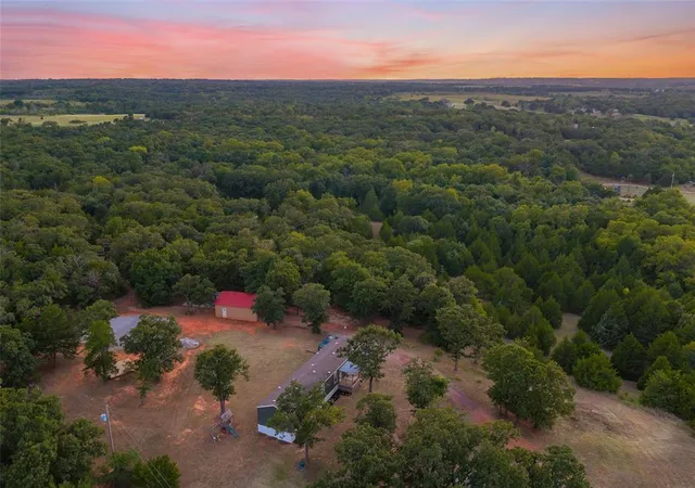 Photo 3 of Single family home for sale at 11985 E Prairie Grove Rd, Guthrie, OK 73044 | MLS# 1245095 | Listing updated on 2026-09-02