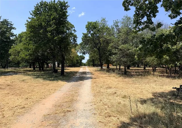 Photo 3 of Single family home for sale at 1651 Kiamichi Rd, Norman, OK 73026 | MLS# 1245098 | Listing updated on 2026-08-19