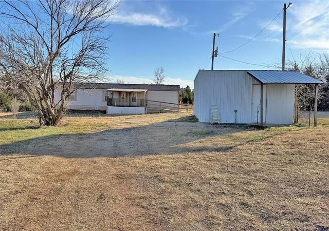 2nd image of 3000 E Walnut St, Tecumseh, OK 74873 | MLS# 1245135