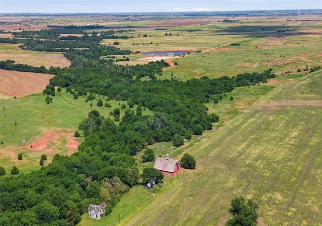 Photo 4 of House for sale at 16917 S 102nd Street, Douglas, OK 73733 | MLS# 1245143 | Listing updated on 2026-08-19
