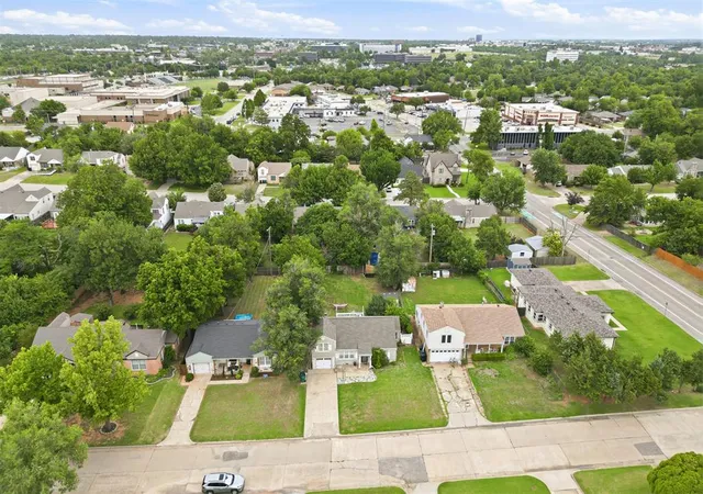 Photo 16 of Single family home for sale at 811 NW 48th Street, Oklahoma City, OK 73118 | MLS# 1245155 | Listing updated on 2026-09-24
