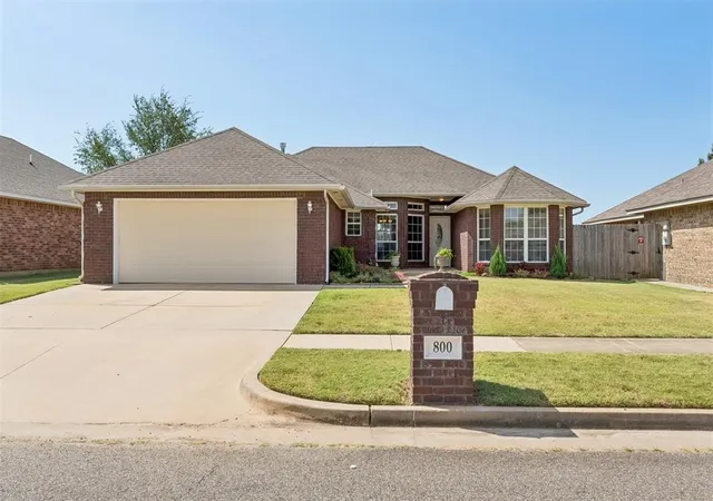 1st image of 800 Sw 161st St, Oklahoma City, OK 73170 | MLS# 1245187