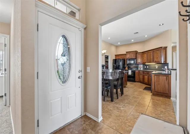 Photo 4 of Sale Pending at 800 SW 161st Street, Oklahoma City, OK 73170 | MLS# 1245187 | Listing updated on 2026-09-08