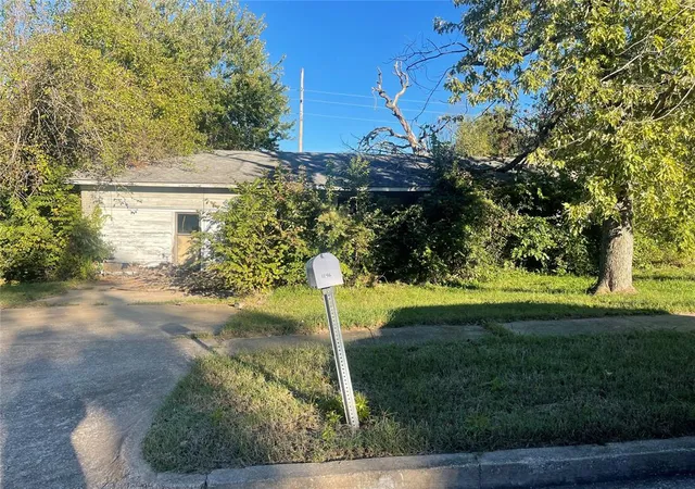 Photo 1 of Single family home for sale at 1146 N Kansas Ave, Claremore, OK 74017 | MLS# 1245200 | Listing updated on 2026-10-20