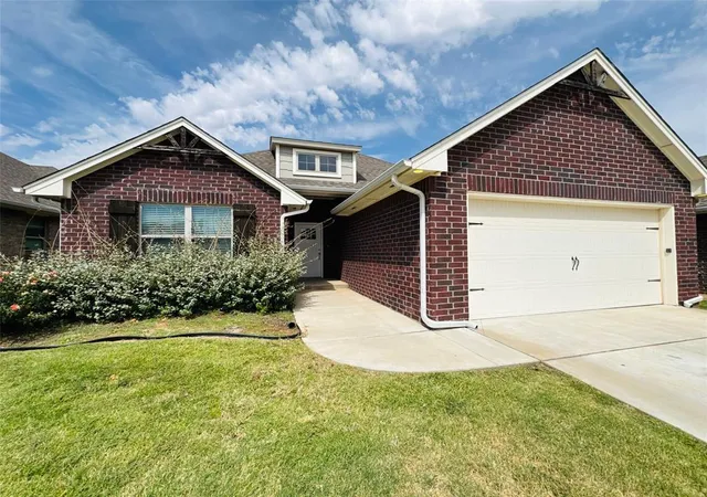1st image of 12113 Katie Ridge Rd, Yukon, OK 73099 | MLS# 1245202