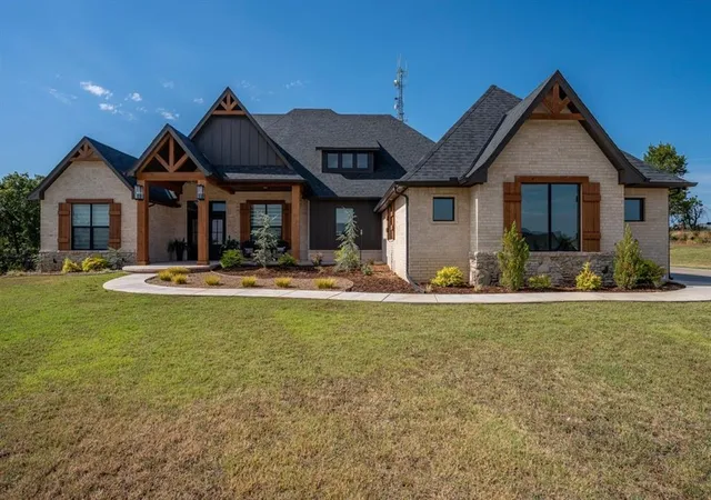 Photo 1 of Single family home for sale at 11809 Setenta Grv Cir, Oklahoma City, OK 73150 | MLS# 1245220 | Listing updated on 2026-08-27