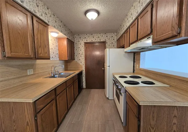 Photo 4 of Condo for sale at 3200 W Britton Rd #283, Oklahoma City, OK 73120 | MLS# 1245224 | Listing updated on 2026-08-19