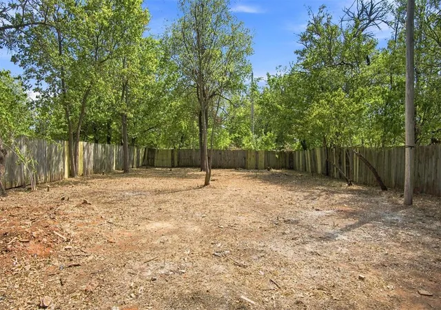 24th image of 1710 Ne 35th St, Oklahoma City, OK 73111 | MLS# 1245229