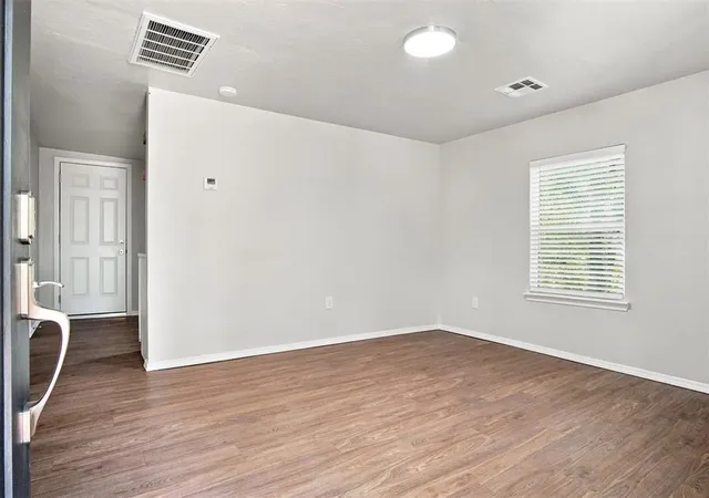 Photo 3 of Sale Pending at 1710 Ne 35th Street, Oklahoma City, OK 73111 | MLS# 1245229 | Listing updated on 2026-08-22
