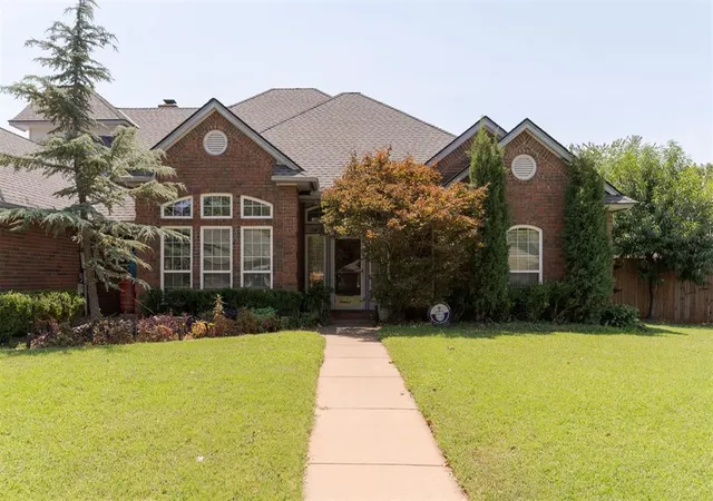 Photo 4 of Sale Pending at 2600 Julies Trl, Edmond, OK 73012 | MLS# 1245242 | Listing updated on 2026-09-21