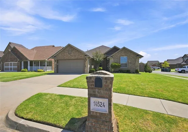 Photo 2 of Sale Pending at 14524 Briarcliff Dr, Oklahoma City, OK 73170 | MLS# 1245246 | Listing updated on 2026-09-07