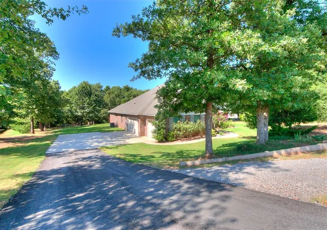50th image of 17400 Winchester Ln, Newalla, OK 74857 | MLS# 1245257