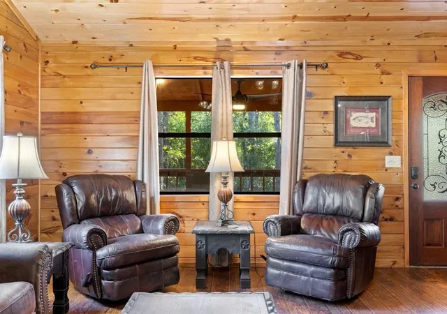 Photo 4 of Single family home for sale at 136 Mt Herman Rd, Broken Bow, OK 74728 | MLS# 1245268 | Listing updated on 2026-10-05