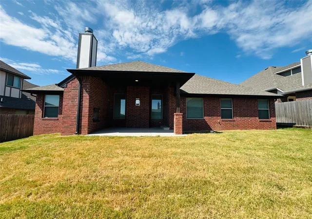 45th image of 1612 Ne 35th St, Moore, OK 73160 | MLS# 1245272
