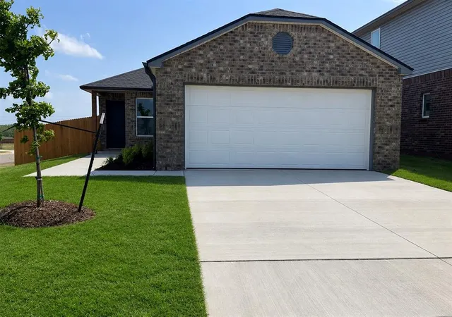 1st image of 920140 Green St, Wellston, OK 74881 | MLS# 1245311