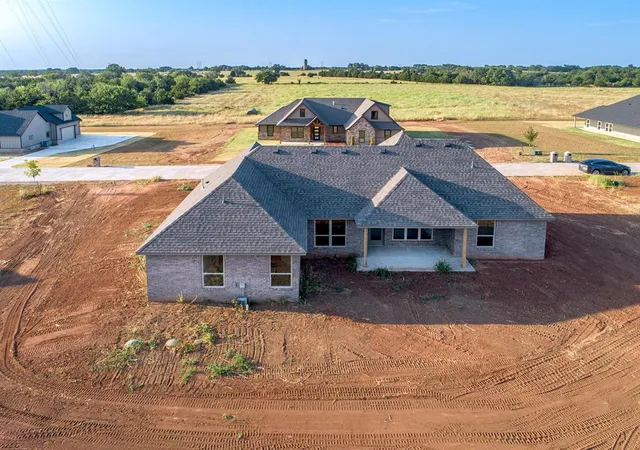 Photo 3 of Single family home for sale at 6011 E Bison Ln, Stillwater, OK 74074 | MLS# 1245317 | Listing updated on 2026-08-19