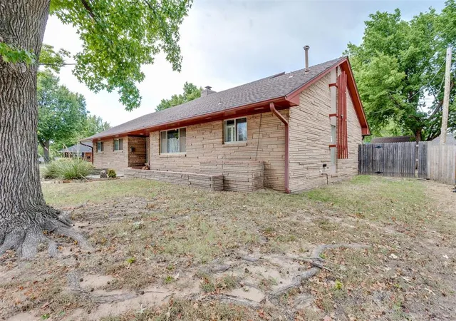Photo 1 of Single family home for sale at 4625 Nw 33rd Ter, Oklahoma City, OK 73122 | MLS# 1245323 | Listing updated on 2026-08-23