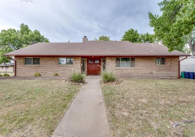 Photo 2 of Single family home for sale at 4625 Nw 33rd Ter, Oklahoma City, OK 73122 | MLS# 1245323 | Listing updated on 2026-08-23
