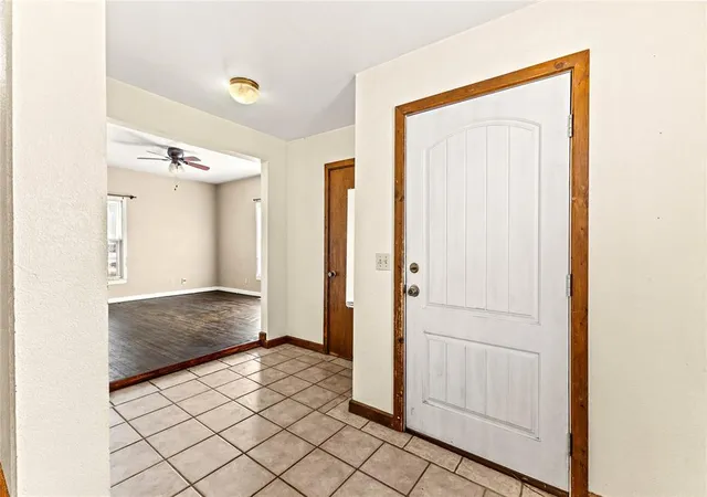 Photo 3 of Single family home for sale at 618 N State St, Weatherford, OK 73096 | MLS# 1245325 | Listing updated on 2026-09-30