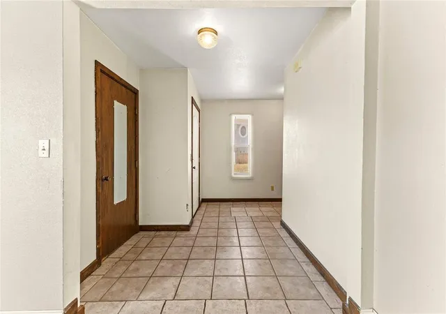 Photo 3 of Single family home for sale at 618 N State St, Weatherford, OK 73096 | MLS# 1245325 | Listing updated on 2026-09-30