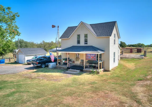 Photo 2 of Sale Pending at 2201 S Choctaw Ave, El Reno, OK 73036 | MLS# 1245343 | Listing updated on 2026-09-15