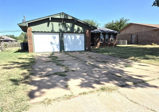 1st image of 713 Ne 83rd St, Oklahoma City, OK 73114 | MLS# 1245348