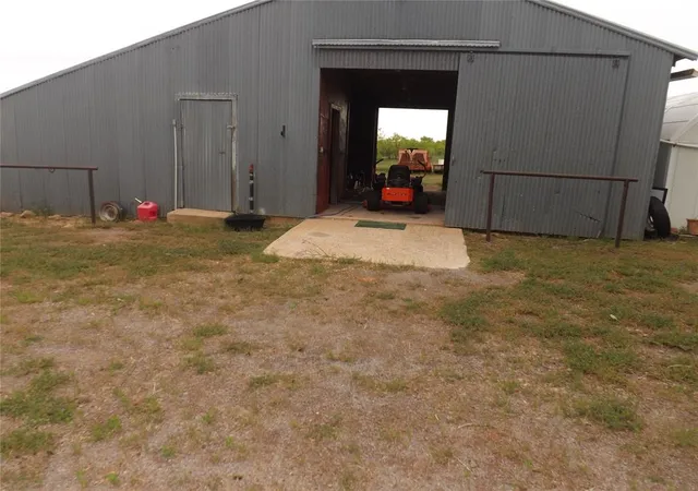 Photo 4 of Single family home for sale at 21259 E County Rd 160, Headrick, OK 73549 | MLS# 1245357 | Listing updated on 2026-08-26