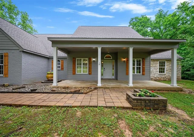 2nd image of 482 Raintree Rd, Broken Bow, OK 74728 | MLS# 1245371