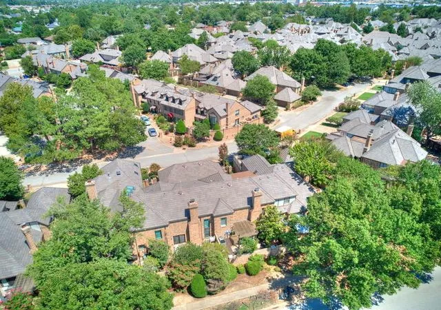 2nd image of 3504 Stafford Dr, Norman, OK 73072 | MLS# 1245379