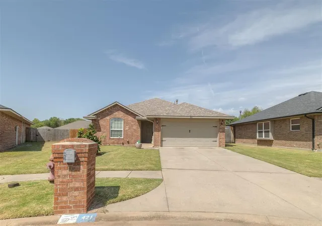 1st image of 421 Hidden Creek Wy, Oklahoma City, OK 73117 | MLS# 1245380