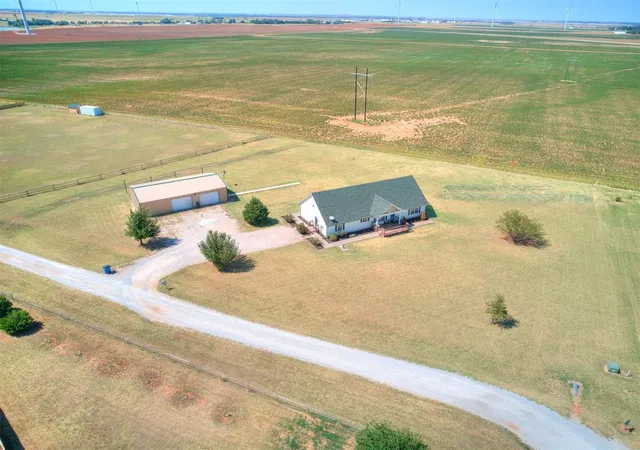 2nd image of 1476 County Road 1188, Tuttle, OK 73089 | MLS# 1245383
