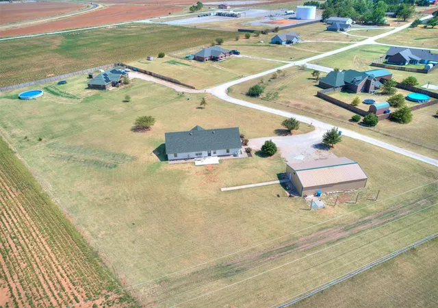 Photo 3 of Sale Pending at 1476 County Road 1188, Tuttle, OK 73089 | MLS# 1245383 | Listing updated on 2026-09-02