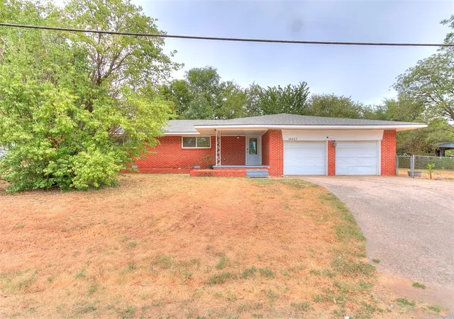 Photo 2 of Single family home for sale at 14957 Gilbert St, Choctaw, OK 73020 | MLS# 1245389 | Listing updated on 2026-09-18