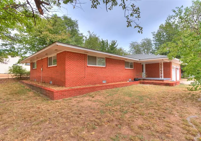 Photo 3 of Single family home for sale at 14957 Gilbert St, Choctaw, OK 73020 | MLS# 1245389 | Listing updated on 2026-09-18