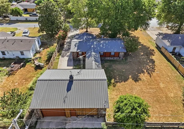 Photo 3 of Sale Pending at 408 Se 3rd Street, Lexington, OK 73051 | MLS# 1245391 | Listing updated on 2026-10-08