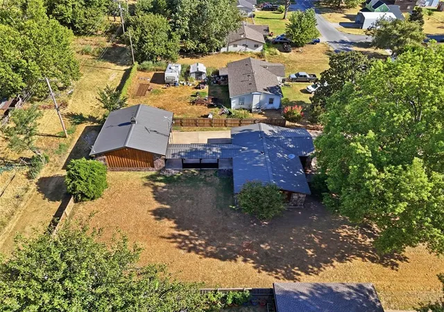 39th image of 408 Se 3rd St, Lexington, OK 73051 | MLS# 1245391