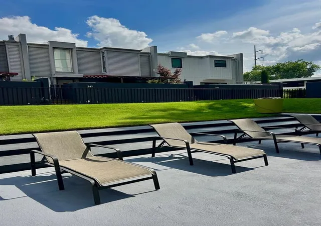 2nd image of 410 W 7th St, Tulsa, OK 74119