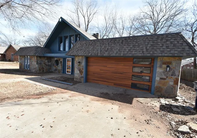 Photo 2 of Single family home for sale at 2206 Northwood Dr, Seminole, OK 74868 | MLS# 1245408 | Listing updated on 2026-09-03