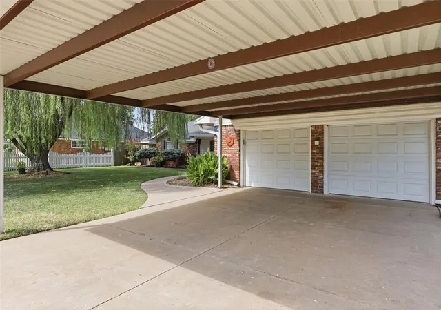 Photo 3 of Sale Pending at 5001 N Utah Ave, Oklahoma City, OK 73112 | MLS# 1245411 | Listing updated on 2026-08-30