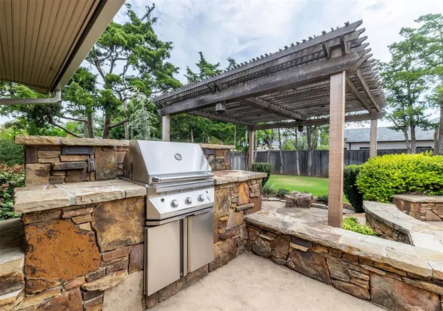 Photo 35 of Single family home for sale at 1807 Dorchester Dr, Nichols Hills, OK 73120 | MLS# 1245415 | Listing updated on 2026-08-21