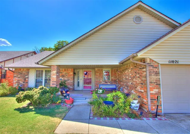 Photo 2 of Single family home for sale at 11021 Davis St, Oklahoma City, OK 73162 | MLS# 1245416 | Listing updated on 2026-09-03