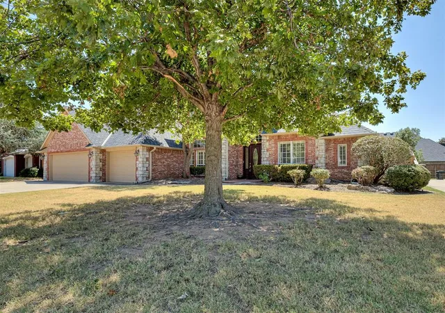 Photo 1 of Single family home for sale at 4510 Harrogate Dr, Norman, OK 73072 | MLS# 1245437 | Listing updated on 2026-10-03
